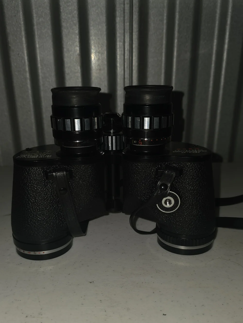 Vintage Cardinal Black  Binoculars - 7x35 Zoom